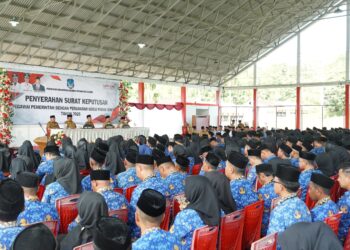 Bupati Bolsel Serahkan 485 SK PPPK Paruh Waktu, Profesionalisme dan Loyalitas Jadi Kunci