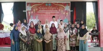 Bupati Bolsel Perkuat Kedekatan dengan Warga di Momen Lebaran Ketupat