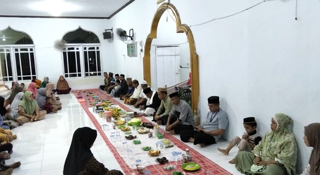 Isra Mi’raj Diperingati di Masjid Al-Khairat, Pemdes Momalia II Dorong Penguatan Kehidupan Keagamaan