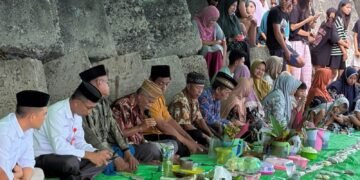 Doa Mandi Syafar Desa Momalia II Jadi Momentum Perkuat Silaturahmi Warga